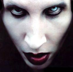 Marilyn Manson visits Gottfried Helnwein at his studio.